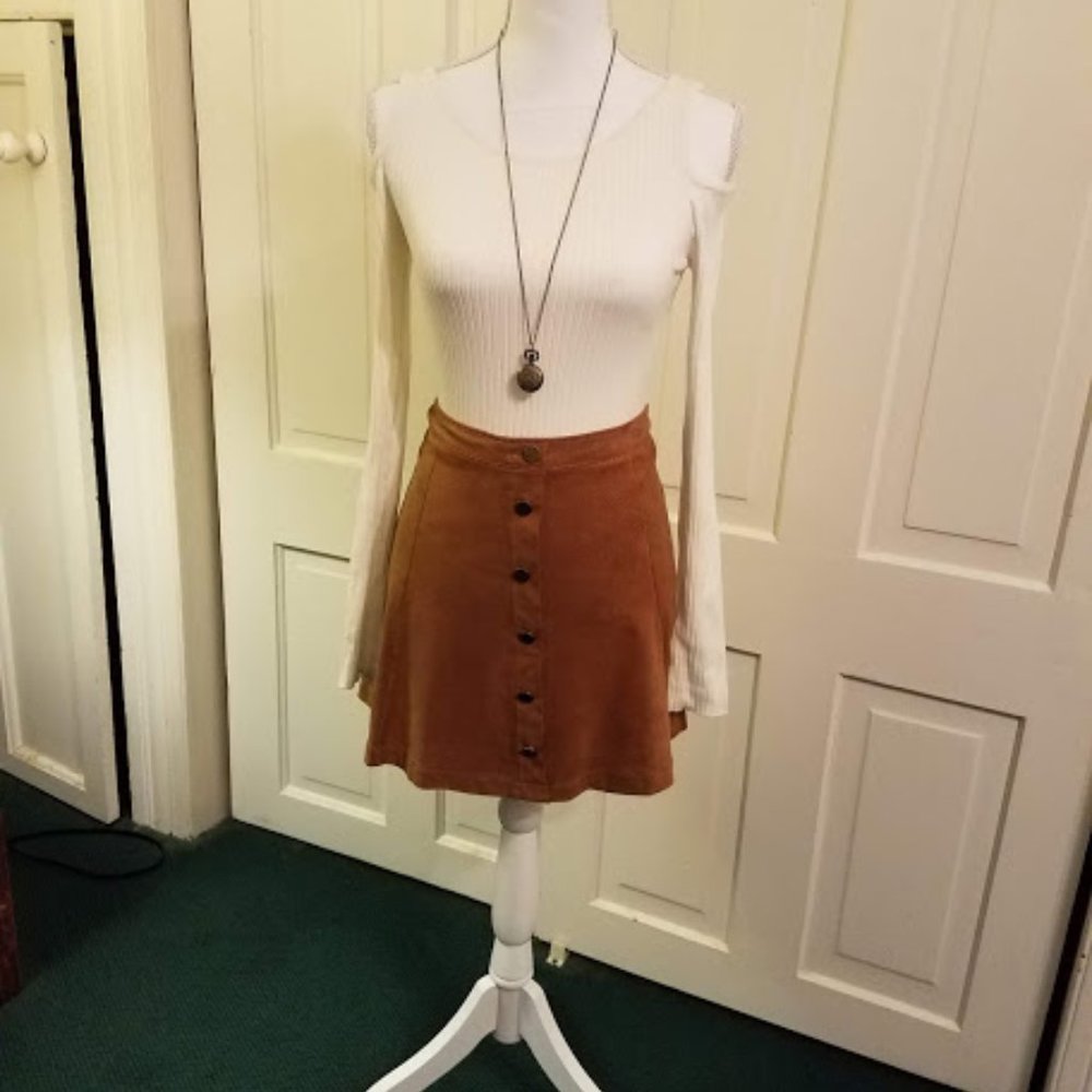 American Rag Junior Faux-Suede Mini Skirt Size 7